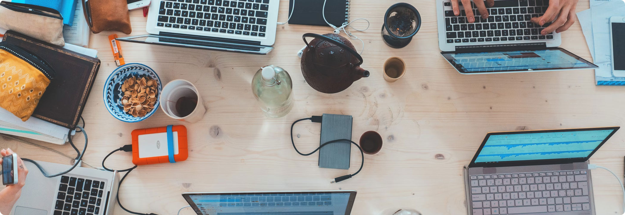 Brand Identity: Build a Memorable Image Online and on Social Media